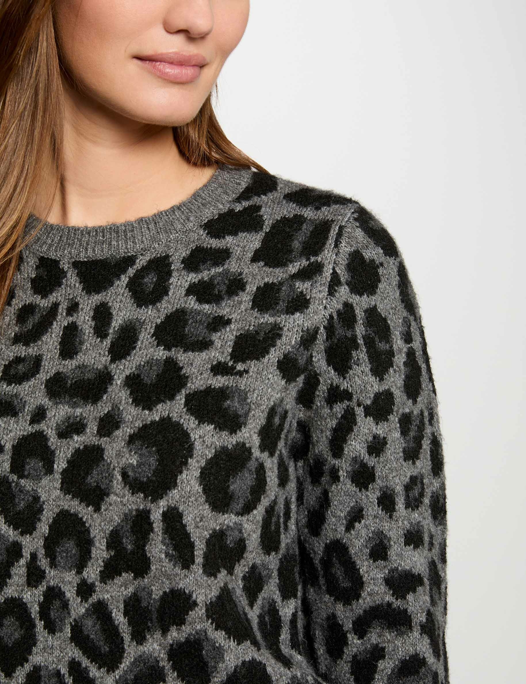 Pullover mit Leopardenmuster mittelgrau damen