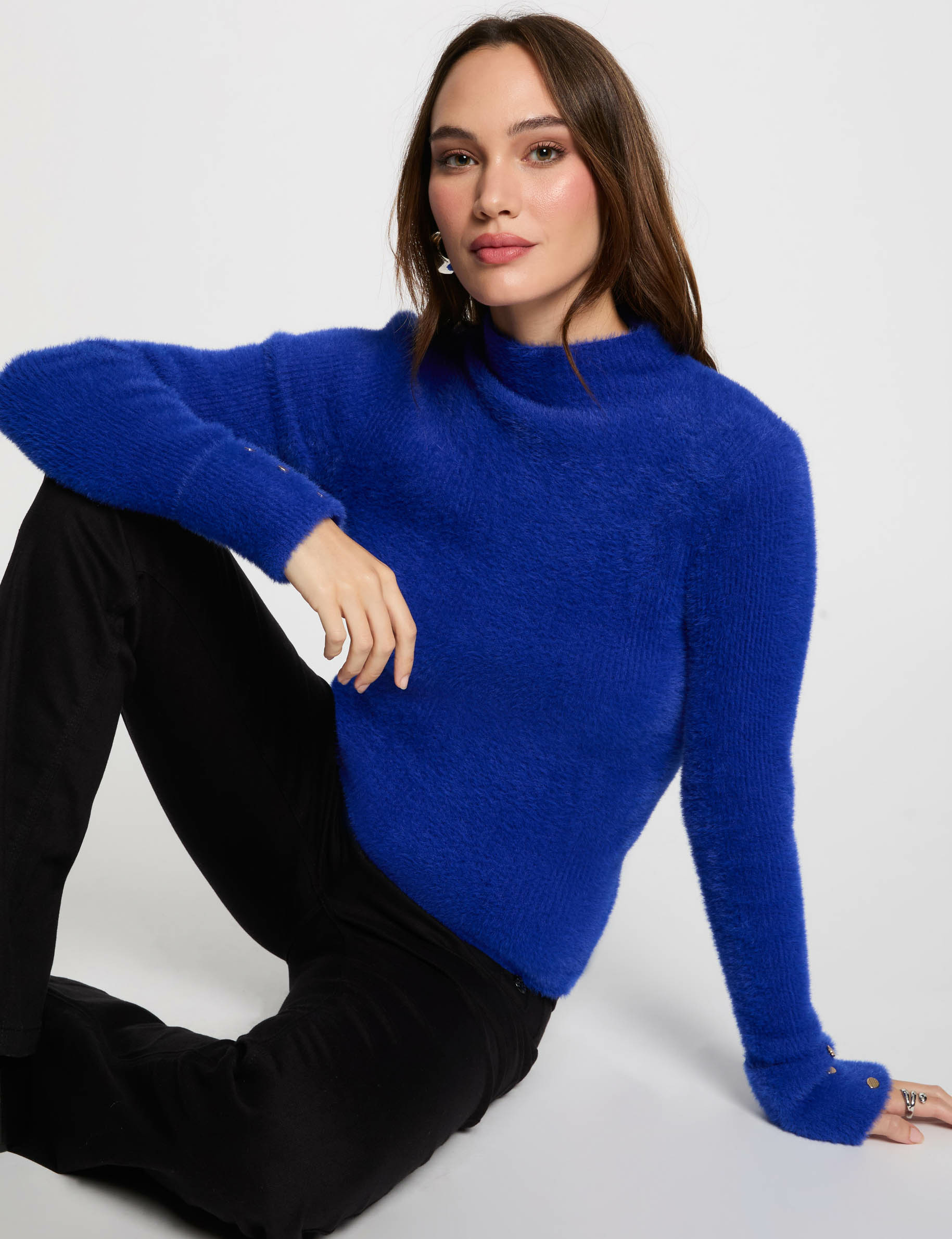 Pull manches longues maille duveteuse bleu femme