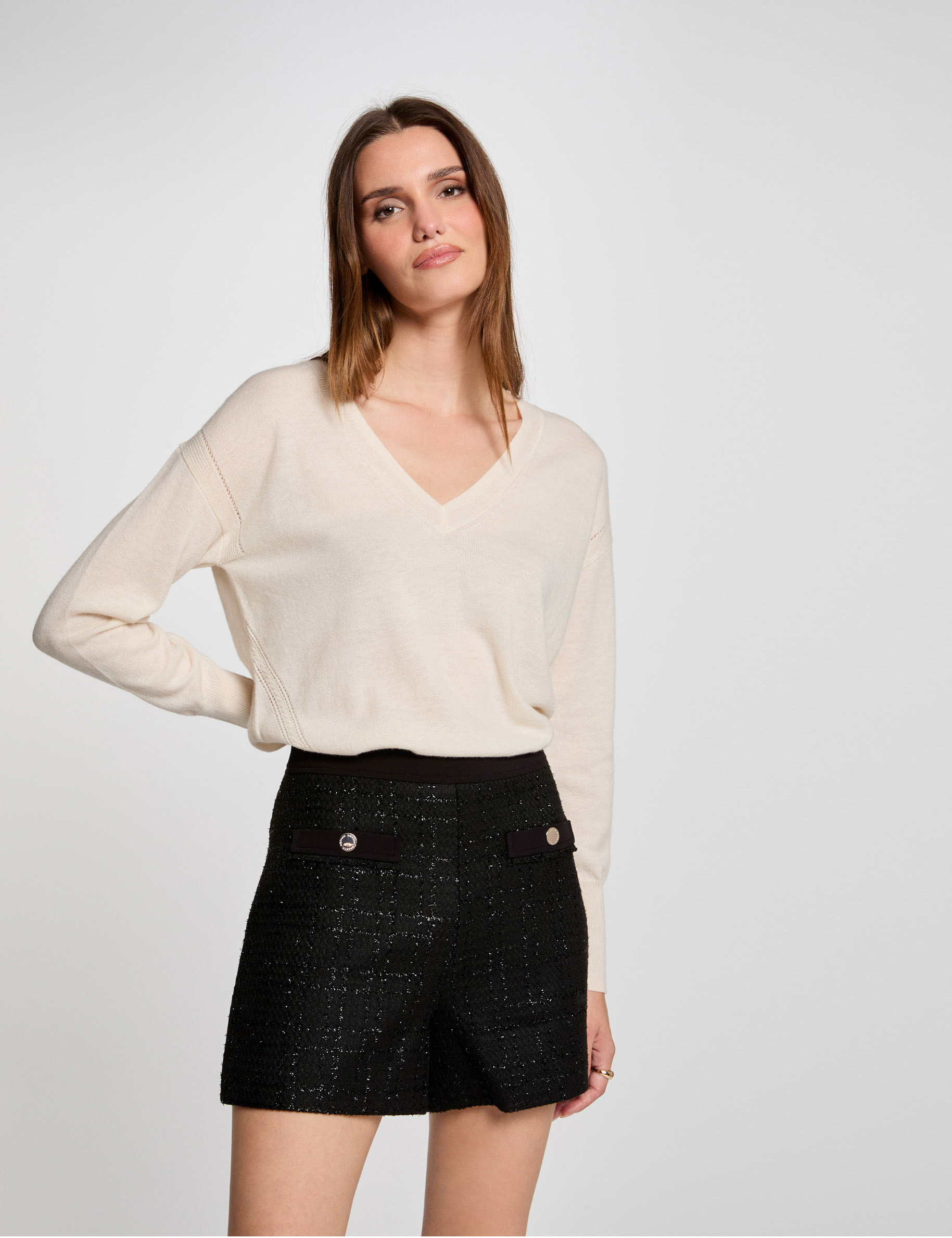 Pull col en V manches longues ivoire femme