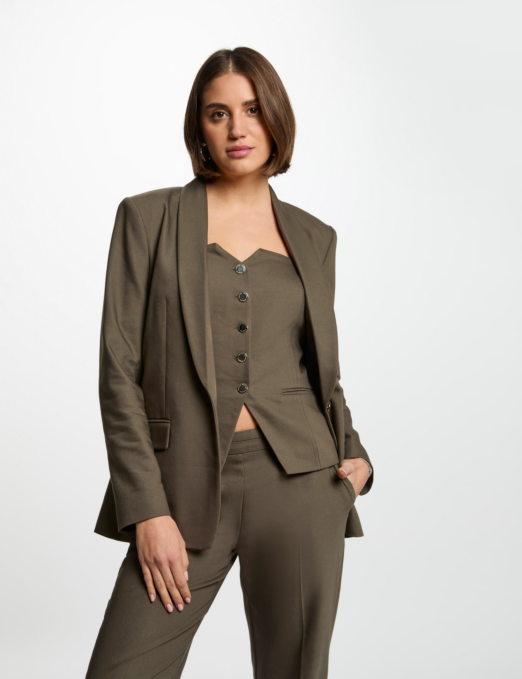 Veste courte col châle vert kaki femme