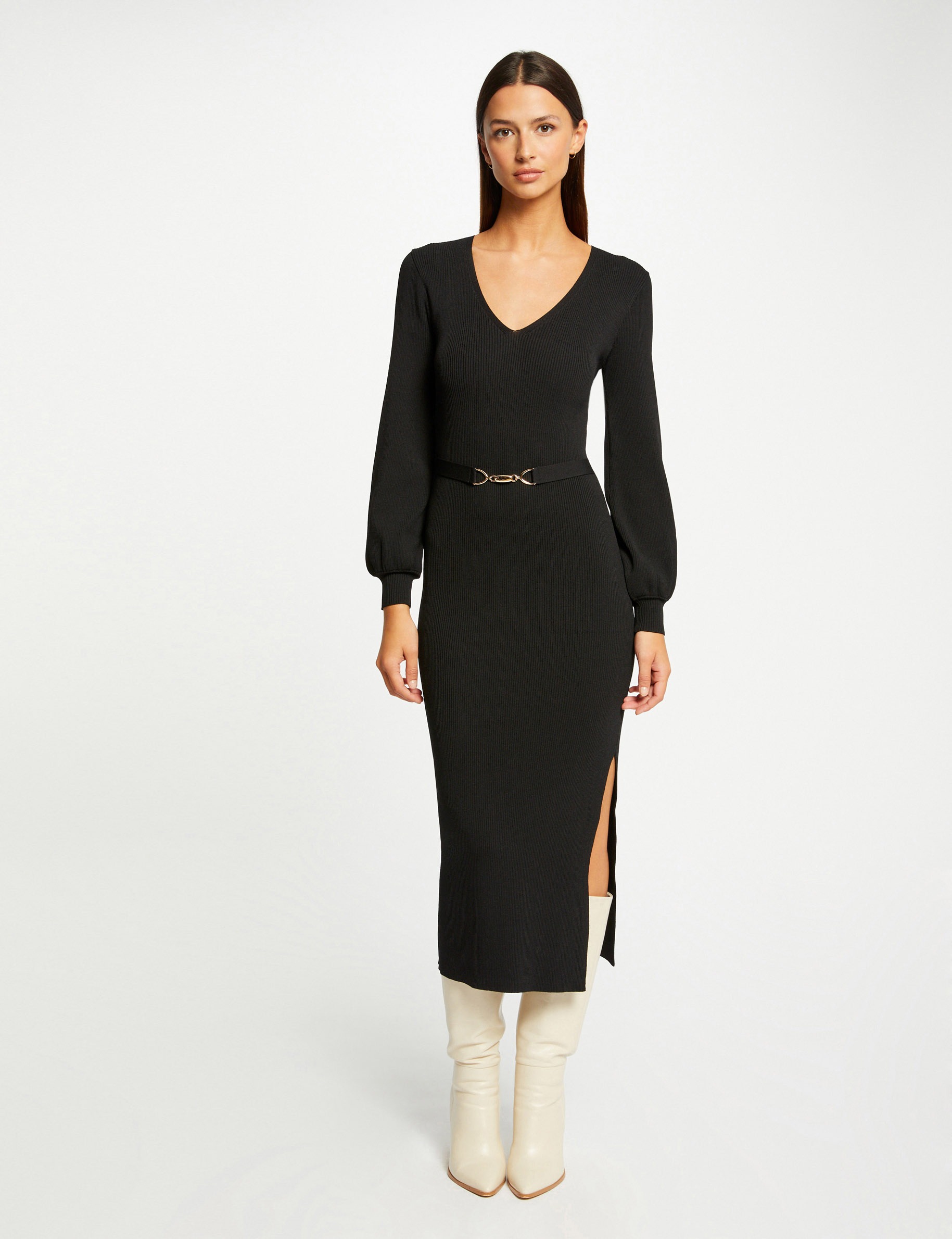 Robe pull longue ajustée à ornement noir femme