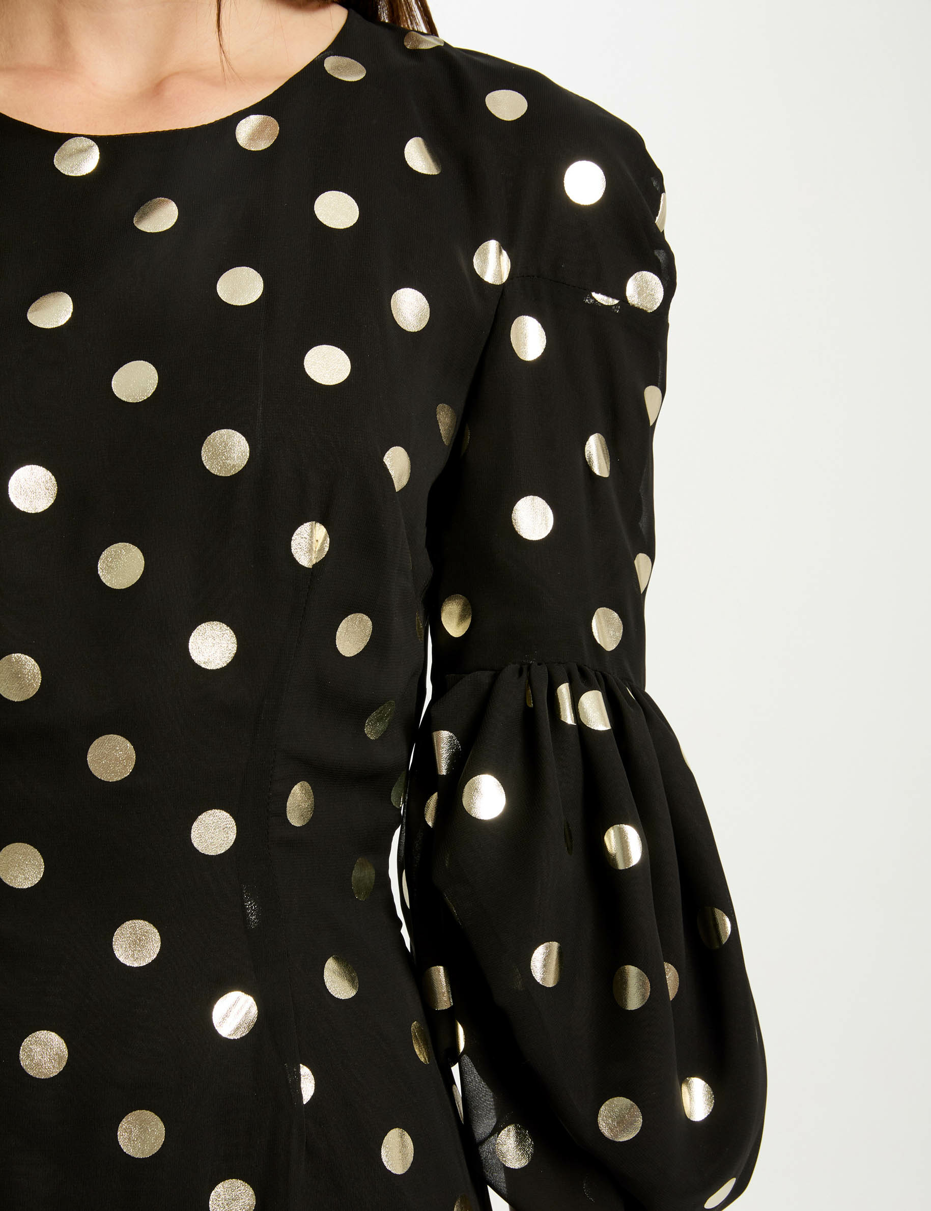 Robe courte cintrée à pois noir femme