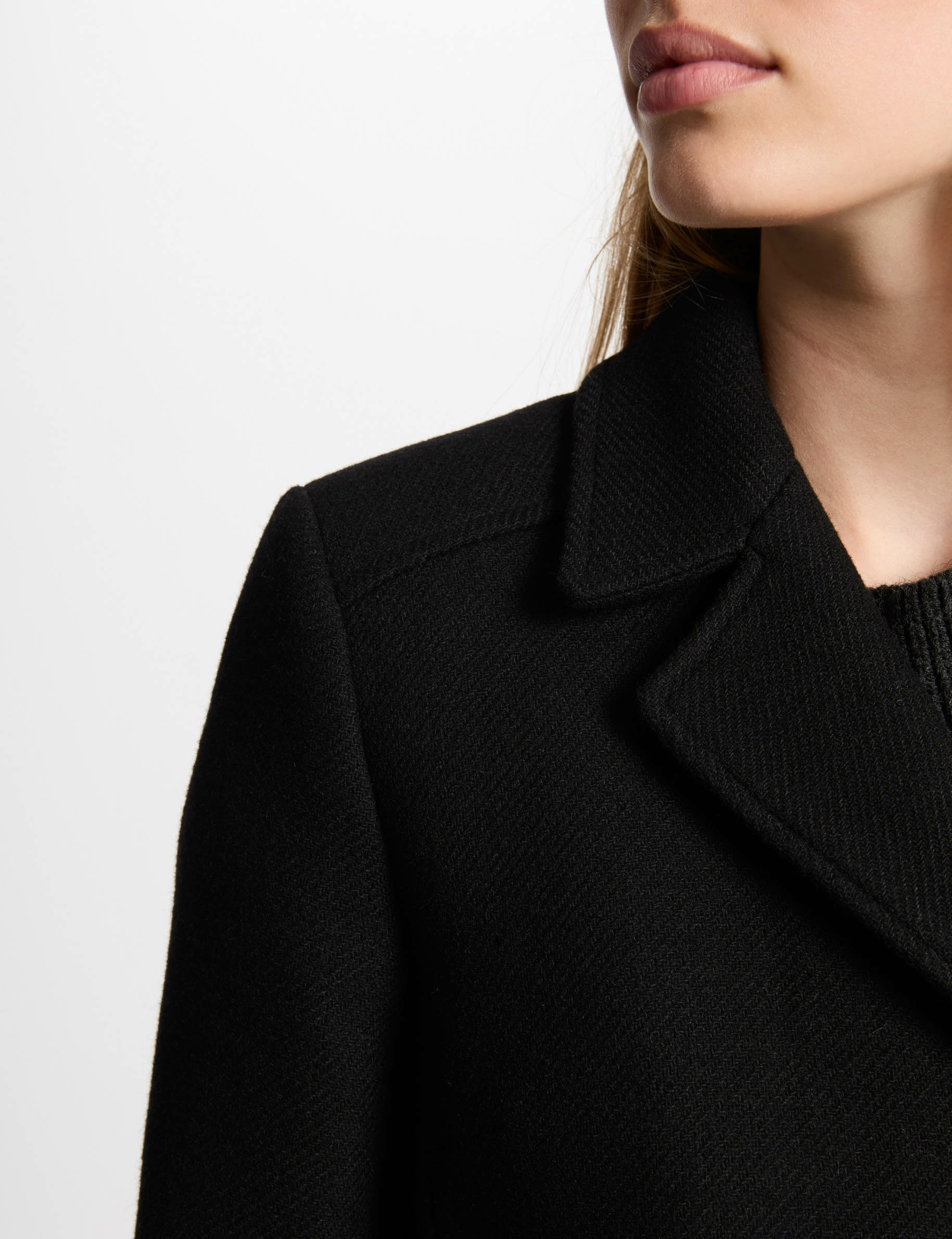 Manteau long ceinturé noir femme