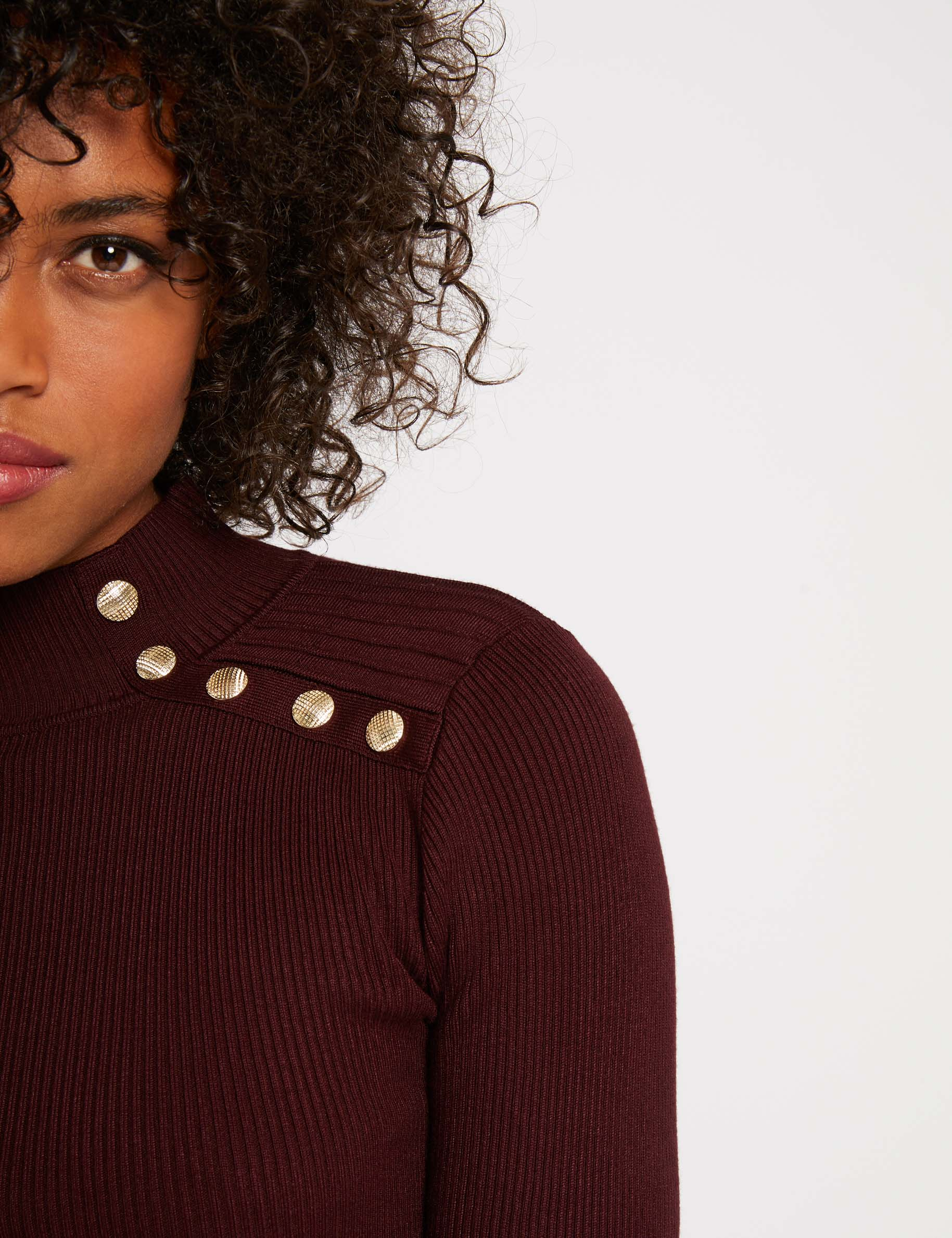 Pull manches longues avec boutons rouge vin femme